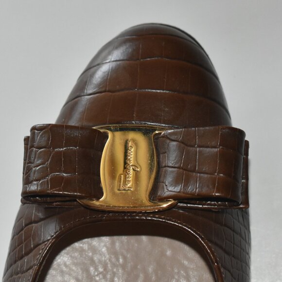 Salvatore Ferragamo Shoes - Salvatore Ferragamo Brown patent flats US 7